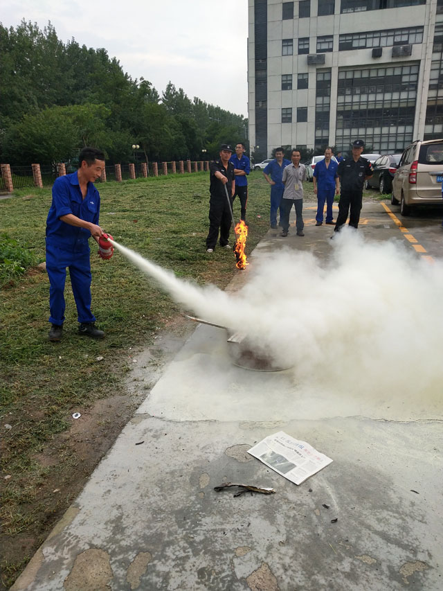 康尼精機滅火器實操演練